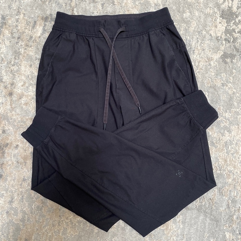 LULULEMON ABC Jogger. X-Small.  Black
